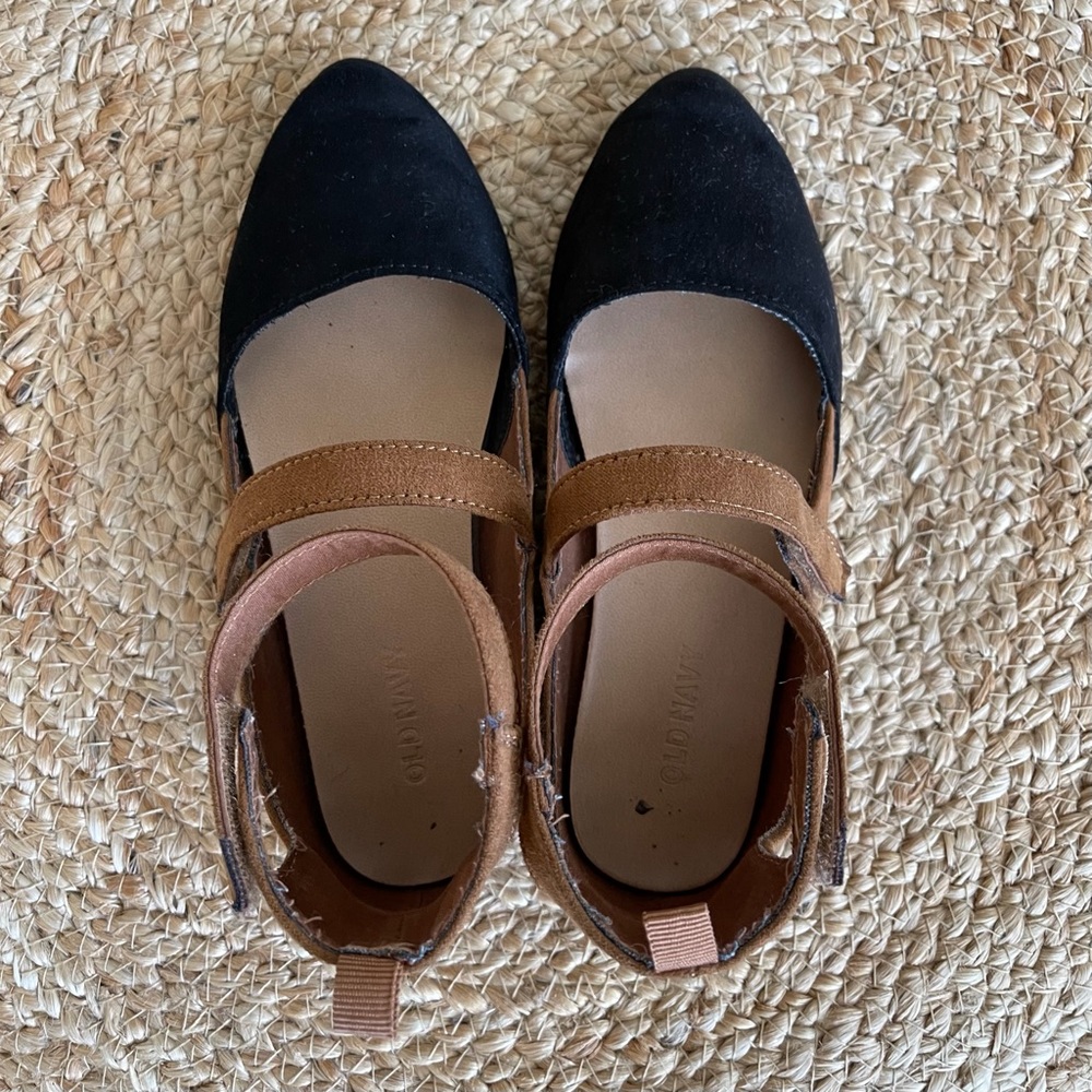 Girls Old Navy Suede Ankle Strap Ballet Flats